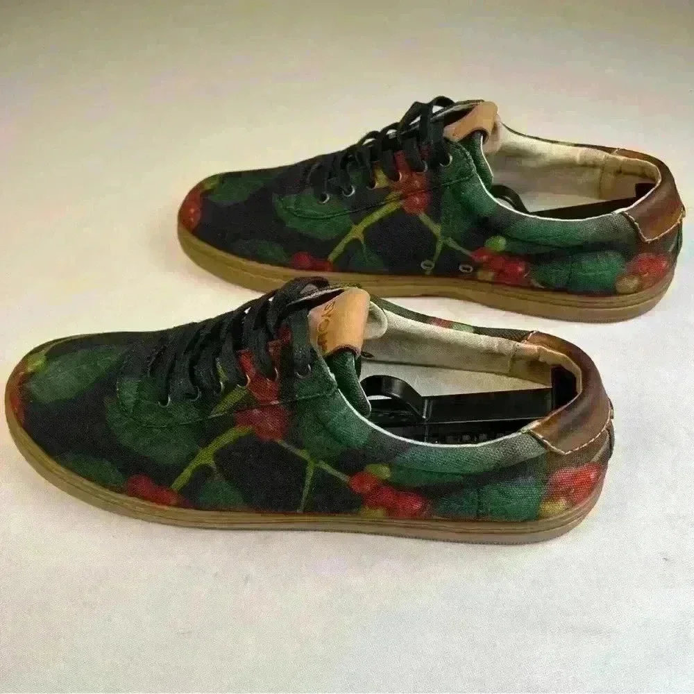 Women SYOU brand stimulates Colombian artistic talent. Sz 10.5 women 12.5 like…